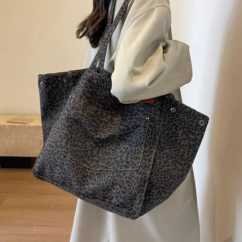 Leo Bag