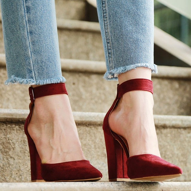 Zoya Heels