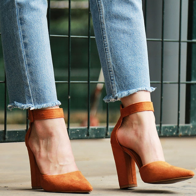 Zoya Heels