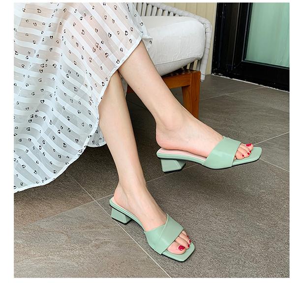 Zelda Sandals