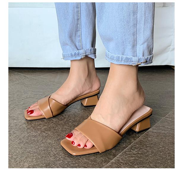 Zelda Sandals