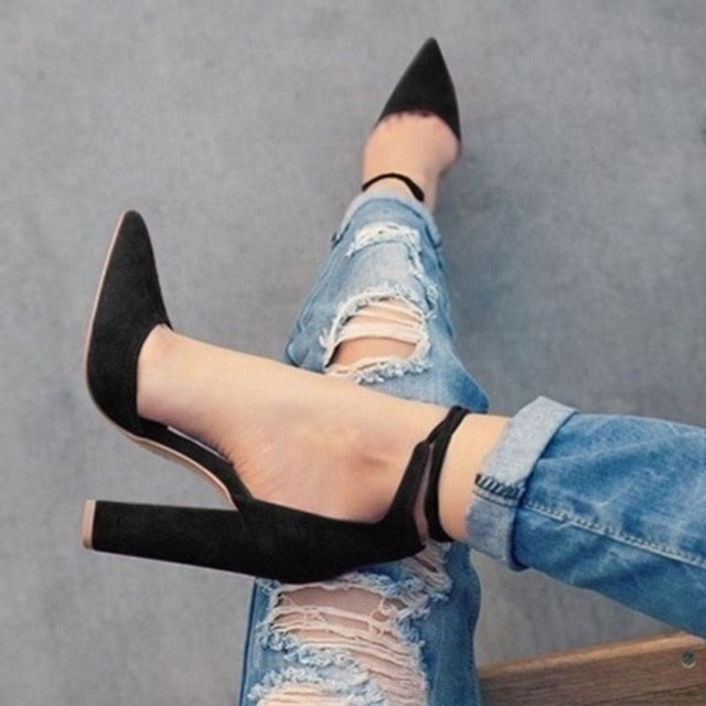 Zoya Heels