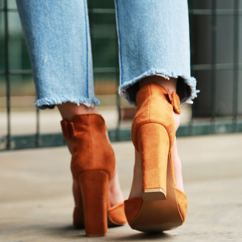 Zoya Heels