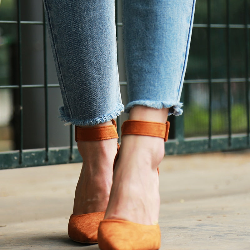 Zoya Heels