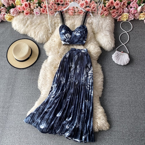 Brynle Set Tops And Skirt