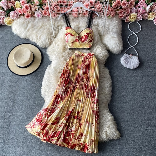 Brynle Set Tops And Skirt