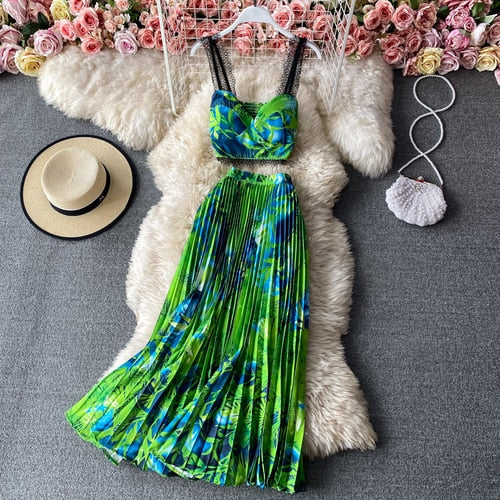 Brynle Set Tops And Skirt