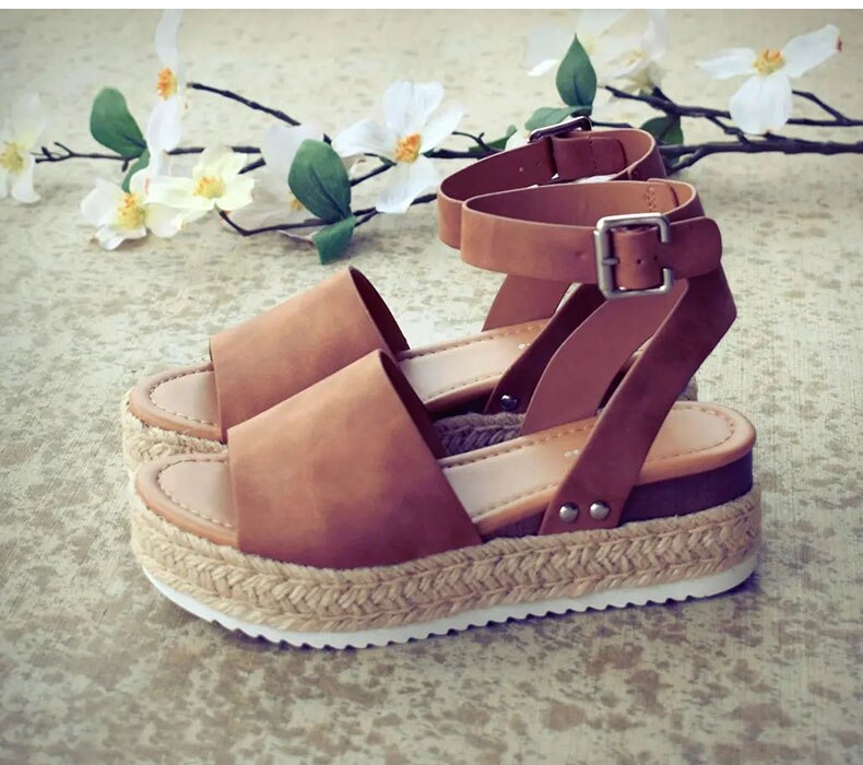 Daniela Sandals
