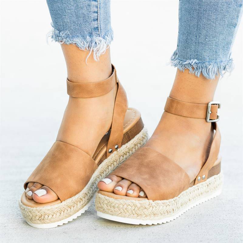 Daniela Sandals