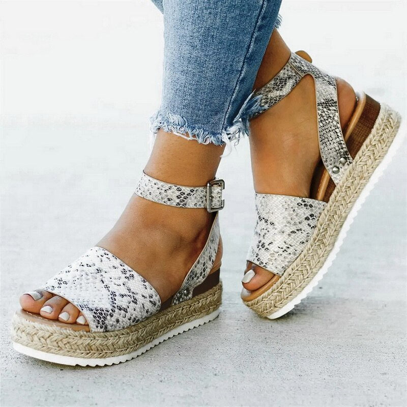 Daniela Sandals