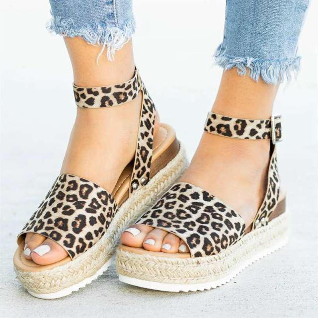 Daniela Sandals