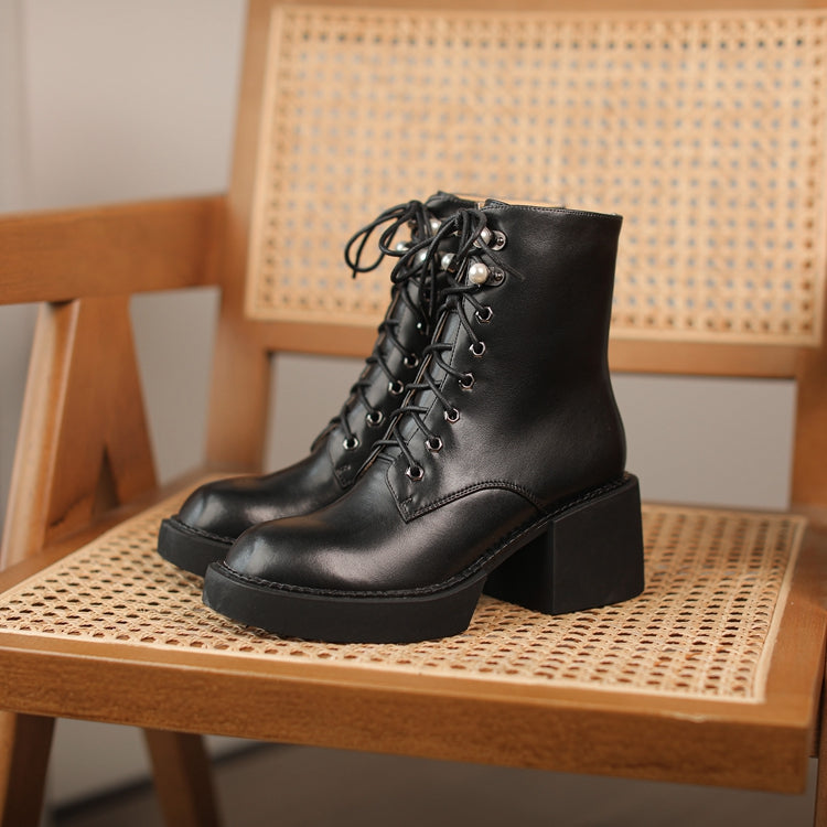 Emelia Boots