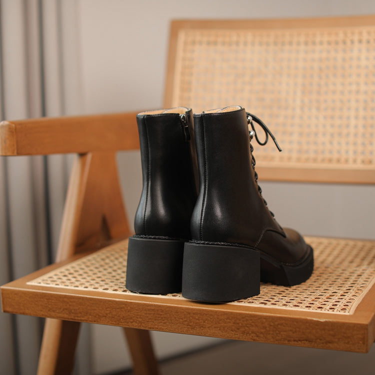 Emelia Boots
