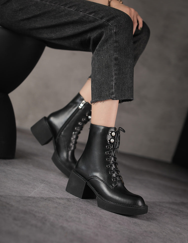 Emelia Boots